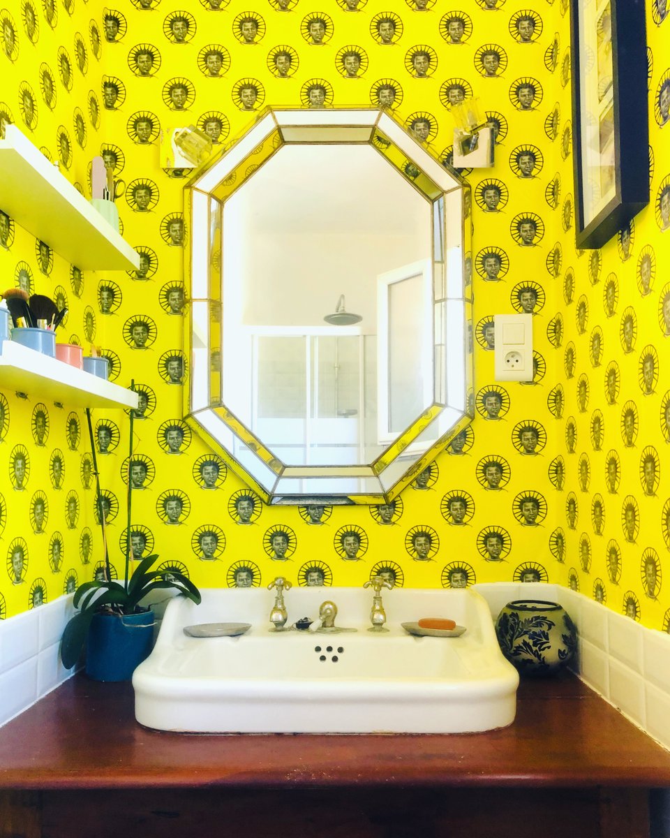 britishlibrary's tweet image. “I wanted to create something joyous that represents and celebrates black people – a reminder to be proud of our heritage.”

Meet Roslyn. Her patterns are a celebration of Afro hair and use British Library collection images on Flickr ⬇️

🔗 ow.ly/sdk250BPZl0