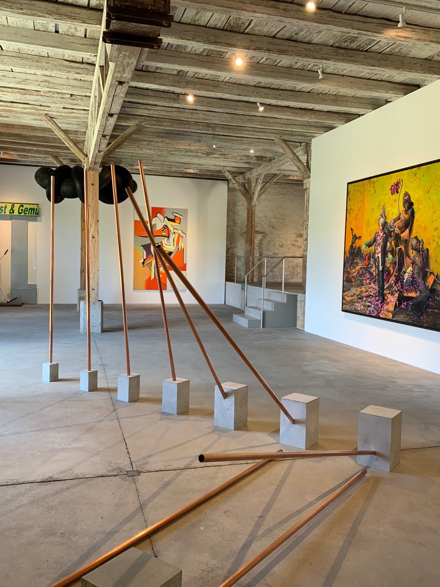 k_a_de's tweet photo. Die spektakuläre Ausstellung "Szene Berlin" zeigt Gegenwartskunst aus der Hauptstadt auf Schloss Derneburg. @hall_art_foundation #schlossderneburg #berlin #berlinatschlossderneburg #kunst #ausstellungen  
https://t.co/HJtPGxHaru https://t.co/6gZ46PAQWI
