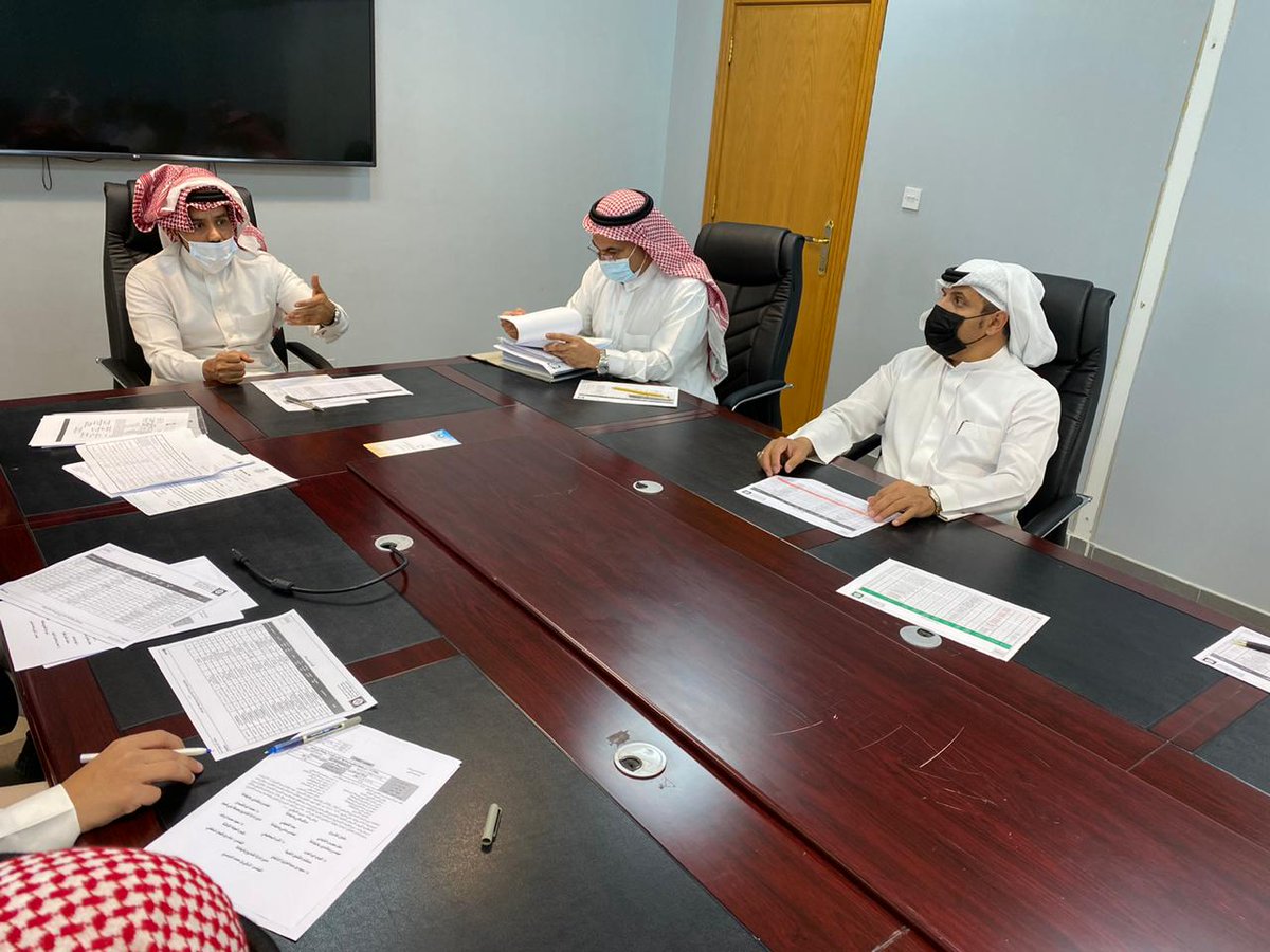 ضمن مبادرة ( مشاريع بلا تعثر ) بوكالة شؤون بلديات منطقة الرياض تستكمل الوكالة مبادرتها وذلك مع بلدية محافظة حوطة بني تميم ، لمناقشة وضع المشاريع المتعثرة وإيجاد الحلول المناسبة لها وضمان إنجازها في أوقاتها المحددة