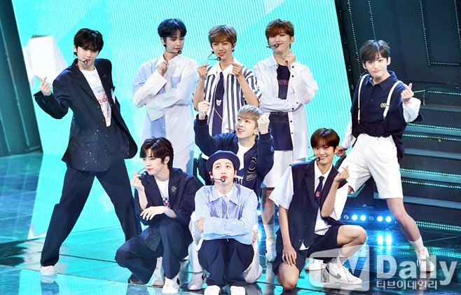 —  #CRAVITY is the only rookie group invited on Dream Concert + the only group to be invited again for it's second day!