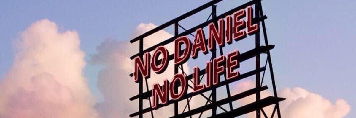 Anis_officialx's tweet photo. #KDBB ❤️❤️❤️❤️❤️❤️❤️
#DBFE 💪🏻💪🏻💪🏻💪🏻💪🏻💪🏻💪🏻
@konnect_danielk #KANGDANIEL #강다니엘 #다니티 https://t.co/XPslZ4kiUn