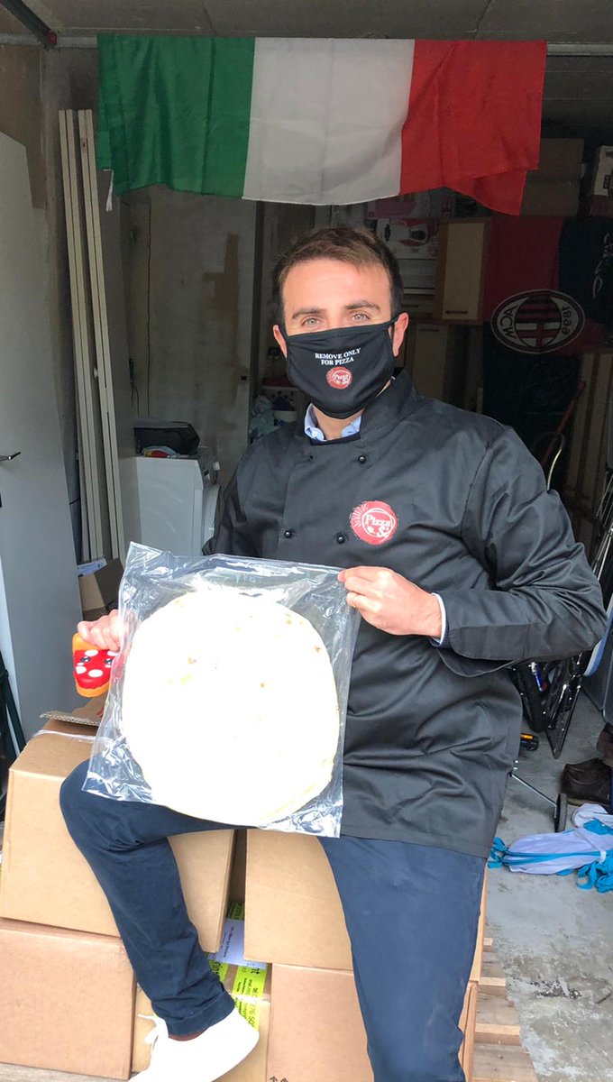 PizzaSiGroup's tweet photo. From Italy to France! π«π· Saverio has been busy already getting the French office set up with goodies from Italy! π #WatchThisSpace #France #InPizzaWeCrust #MondayMotivation https://t.co/HVSb0XRW6E