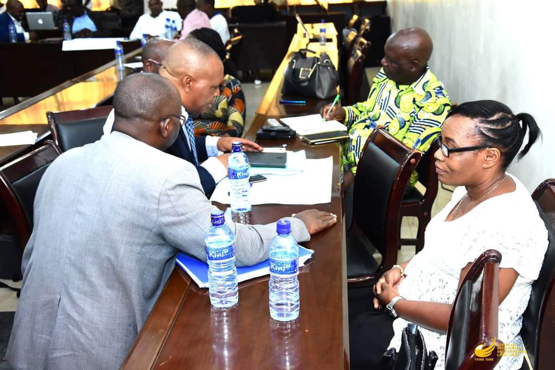 ForEnterprises's tweet photo. Burundi is ranked 61st in th world in terms of th size of government.This is a low rank for a developing country. To rectify this situation,our round table proposed a series of public policy reforms that Burundi needs increased dynamism of th private sector to create prosperity https://t.co/cfWr7LdsQx