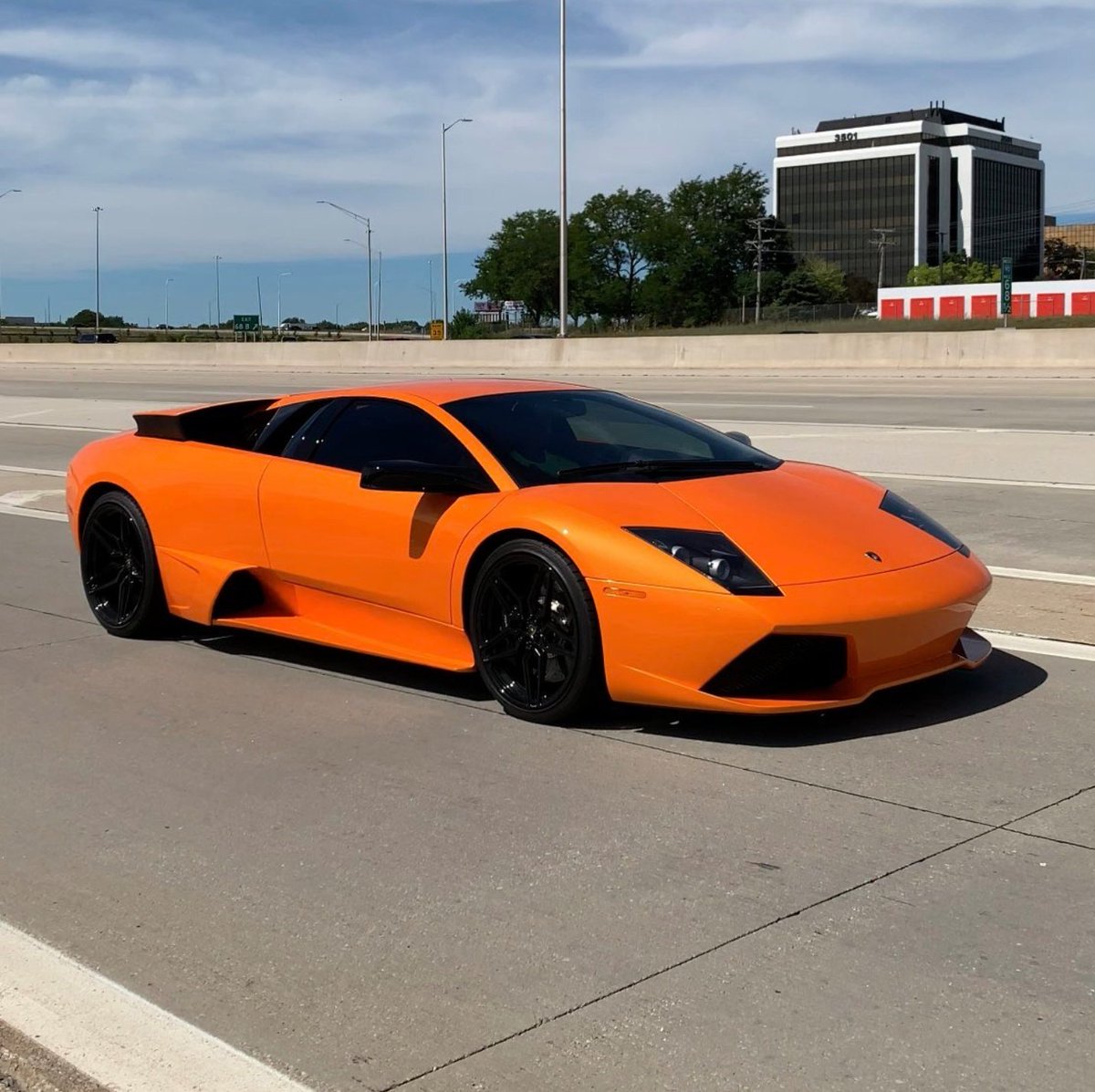 DailyLamboTM's tweet photo. Lamborghini Murcielago 🔥 https://t.co/GxGPKSfB7o