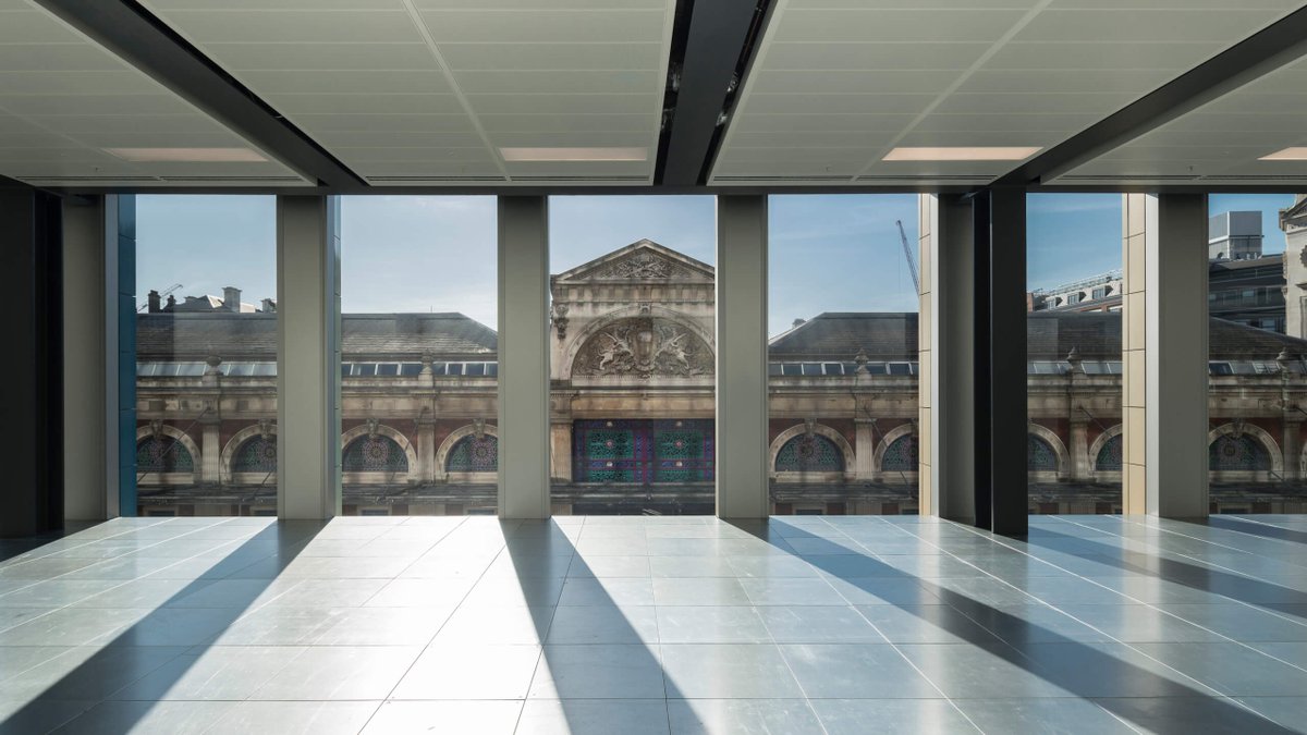 Spot Smithfield Market? Kaleidoscope in Farringdon provides 88,500 sq ft of tech-friendly, sustainable #OfficeSpace. More info here: bit.ly/33pbOUt