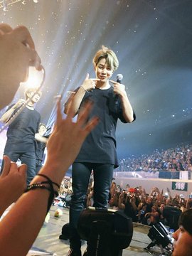  #JIMIN being the purest angel— a heartwarming thread 