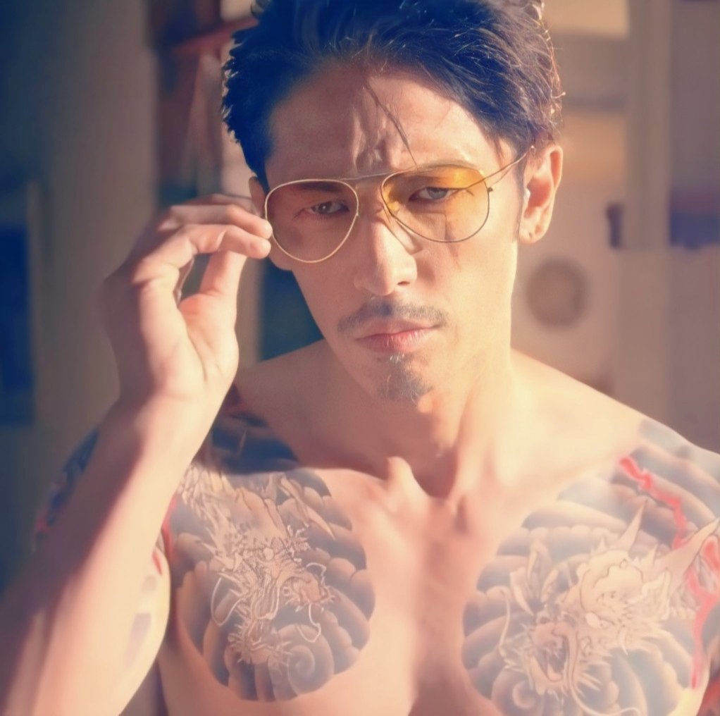Yuki on X: "fb users are going gaga over Tamaki Hiroshi's tattoo and body. The power that "IMMORTAL TATSU" holds. https://t.co/EFPlnQwf0v" / X