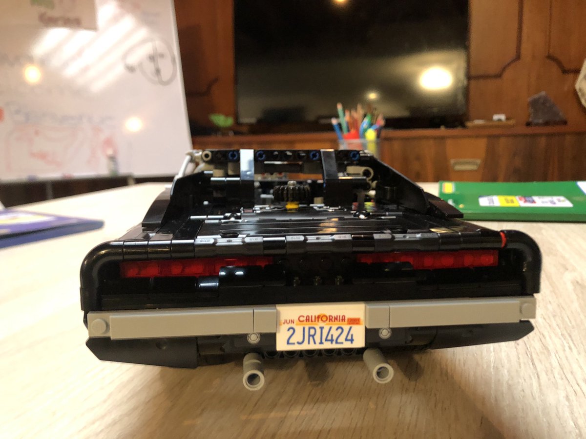 ReyPeatonMX's tweet image. A veces, muy a veces, sí me gustan los autos.

#regalodecumpleaños