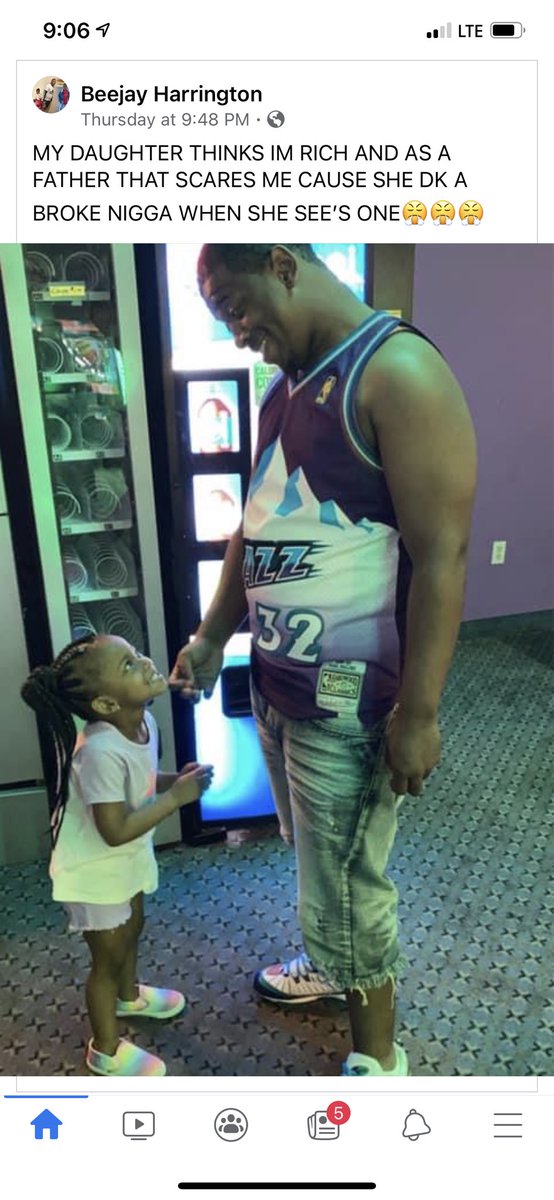 TMikaMouse's tweet image. I’m crying y’all.