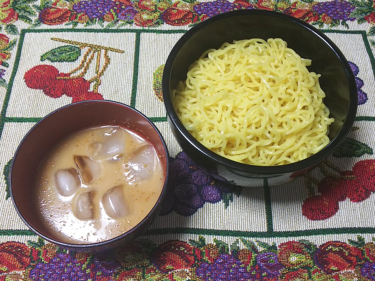 もりてつ No Bass No Life على تويتر カルディで購入した ごまみそめんつゆ は そうめん ひやむぎ ざるうどんなどに と記載されていますが 中華麺との相性もなかなかいいです 本日のつけ麺 もりてつ No Bass No Life على تويتر カルディで購入した ごまみそめんつゆ は そうめん ひやむぎ ざるうどんなどに と記載されていますが 中華麺との相性もなかなかいいです 本日のつけ麺