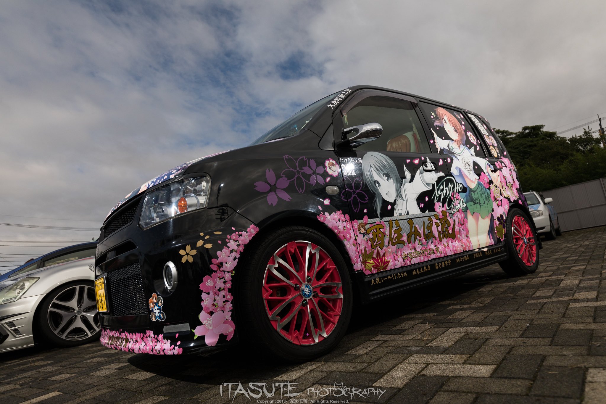 棗楓 なつめかえで がたふぇすオンライン 痛車天国 イラストはgunp佐倉先生 後ろだけは自分で描いてます 施工 デザイン自分でやってます 自家製痛車 よろしくお願いします 棗楓 なつめかえで がたふぇすオンライン 痛車天国 イラストはgunp佐倉先生 後ろだけは自分で描いてます 施工 デザイン自分でやってます 自家製痛車 よろしくお願いします
