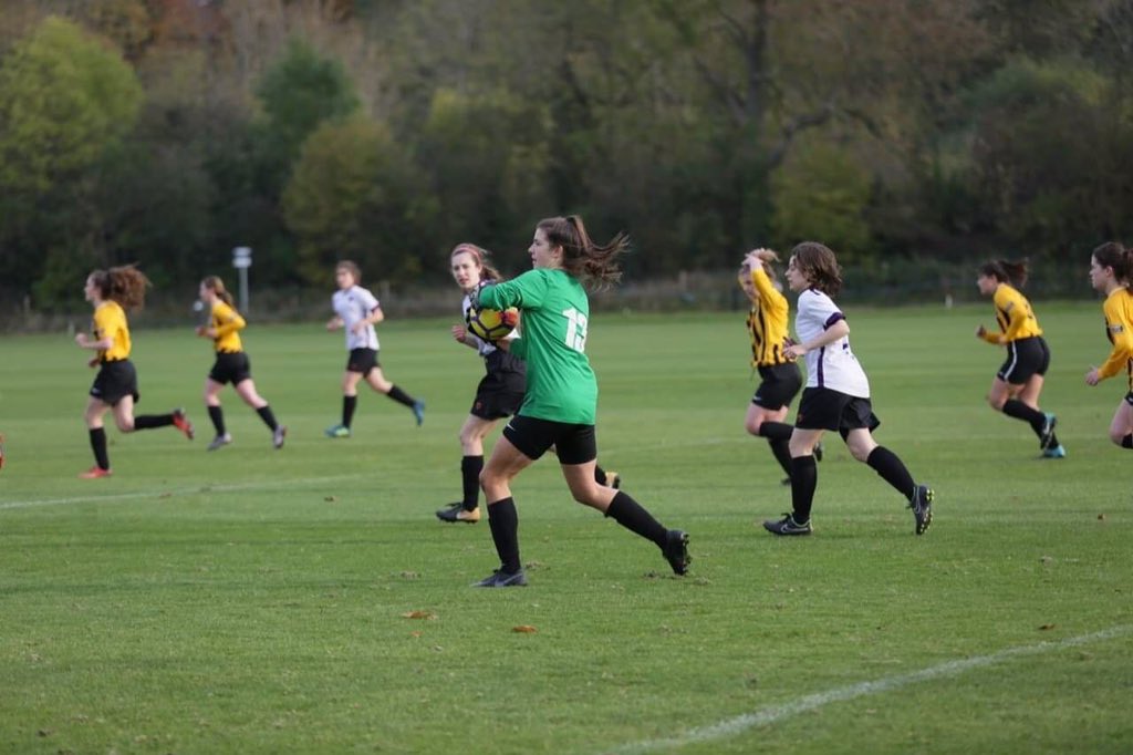 Training will be taking place at Goodwin’s Sports Pitches tonight 🖤💛
5-7pm: BUCS teams training. (1st, 2nd and 3rd Team) 
9-10pm: Development Team 
Please fill out the track and trace form below through your university email if you will be attending: 
docs.google.com/forms/d/e/1FAI…