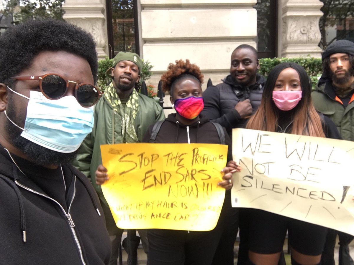 SaharaReporters's tweet image. PHOTONEWS: #EndSARS Protesters Storm Nigerian High Commission In London
#SARSMUSTEND
