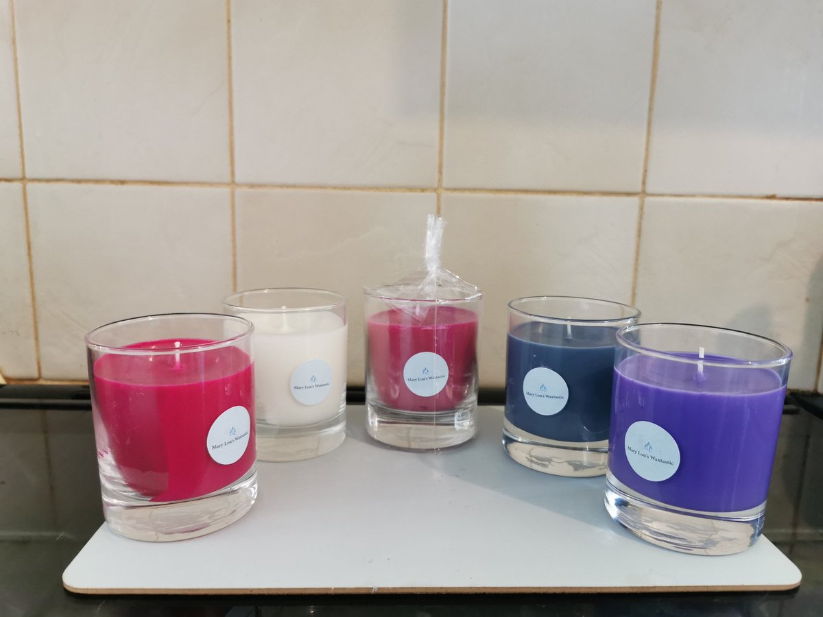 MWaxtastic's tweet photo. Candles all ready for a customer 😍😍

Noir Opium Scented Candle (which I must say smells amazing) 😍
Bubblegum Scented Candle
Linen Fresh Scented Candle
Candy Floss Scented Candle
And a Snow Fairy Scented Candle

#candle #homemade #homemadecandle #handmade #handmadecandle https://t.co/30UCqnMGK8