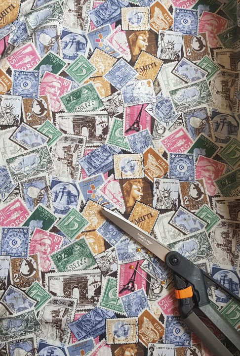 MiniPrintVint's tweet image. New fabric just arrived and I absolutely  LOVE it! Going to make some face masks for my website collection. 1st one is for me though!! #philately