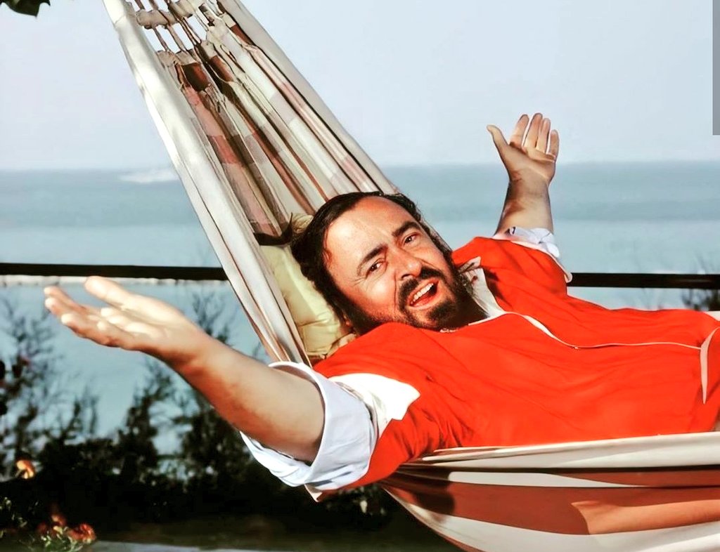 Avui n'hauria fet 85.

#LucianoPavarotti