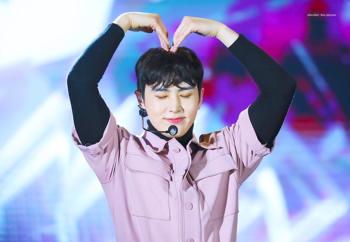 Timetojaeyoon's tweet photo. 191013 정읍 KPOP 콘서트

#SF9 #재윤 #jaeyoon #ジェユン https://t.co/Fke03rGcAB