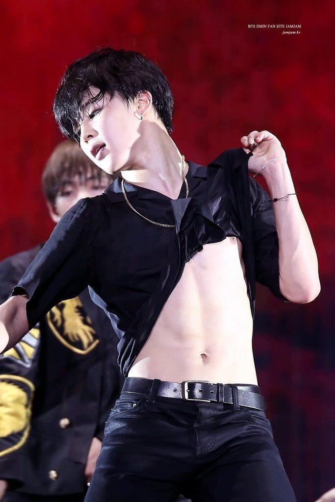 16) Your absof course, who doesn't love abs? I have more pictures in my gallery but 4 pics are enough i guess 