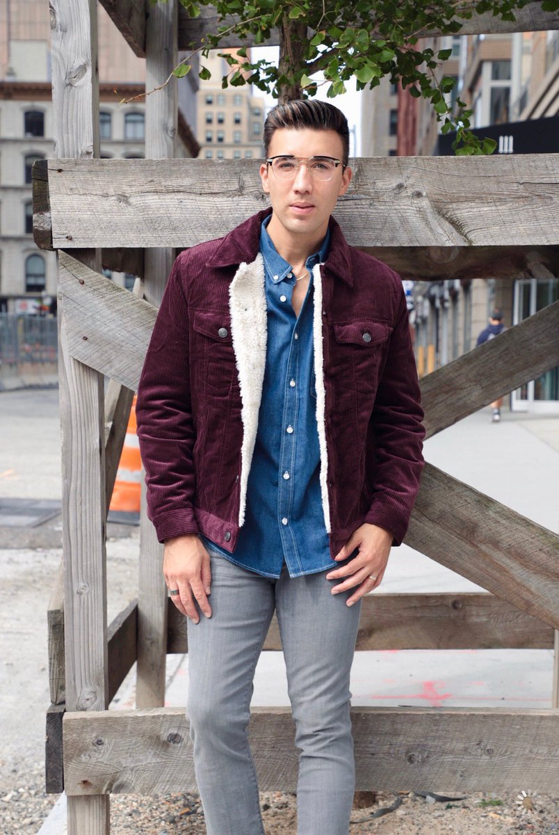 ivylevelspeak's tweet image. Don’t be afraid to FALL 🍁 @express #expressmen #fallfashion