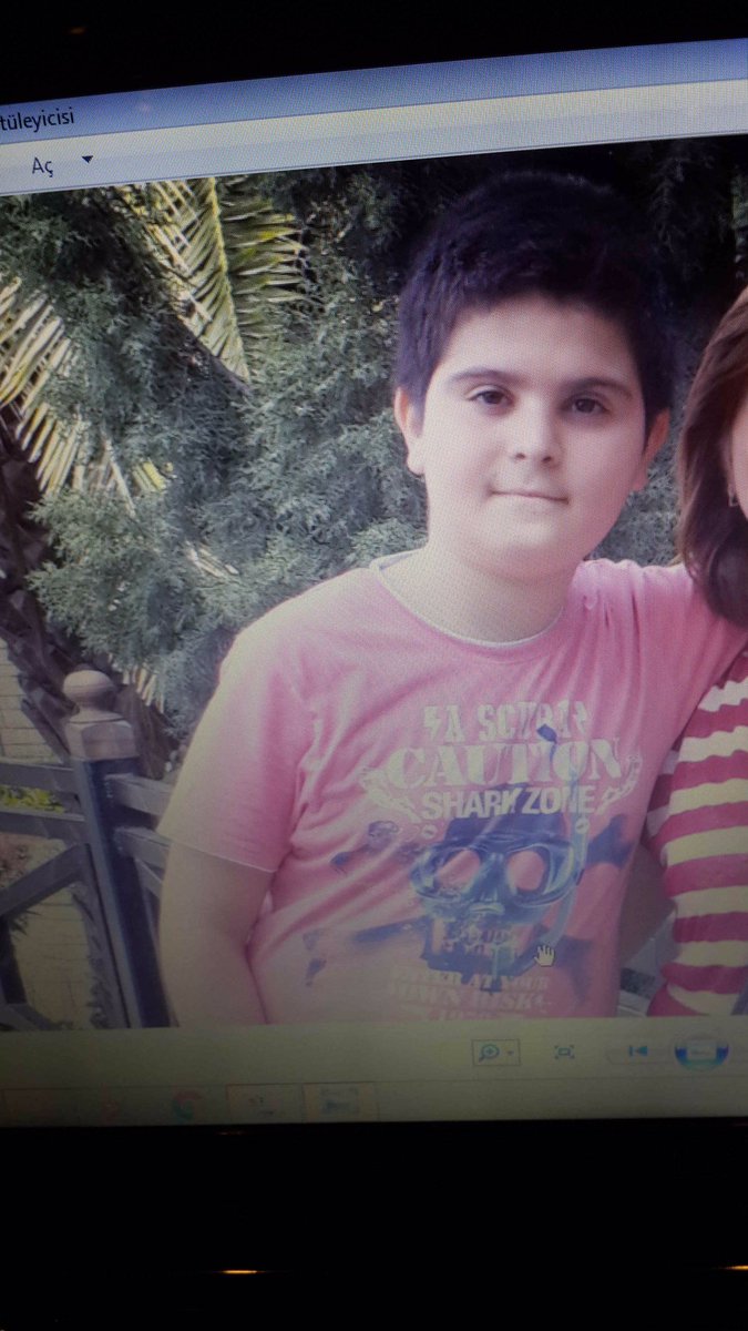 onur tweet media