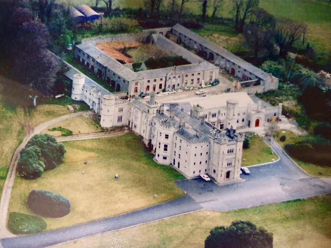 Cabra Castle Hotel tweet media