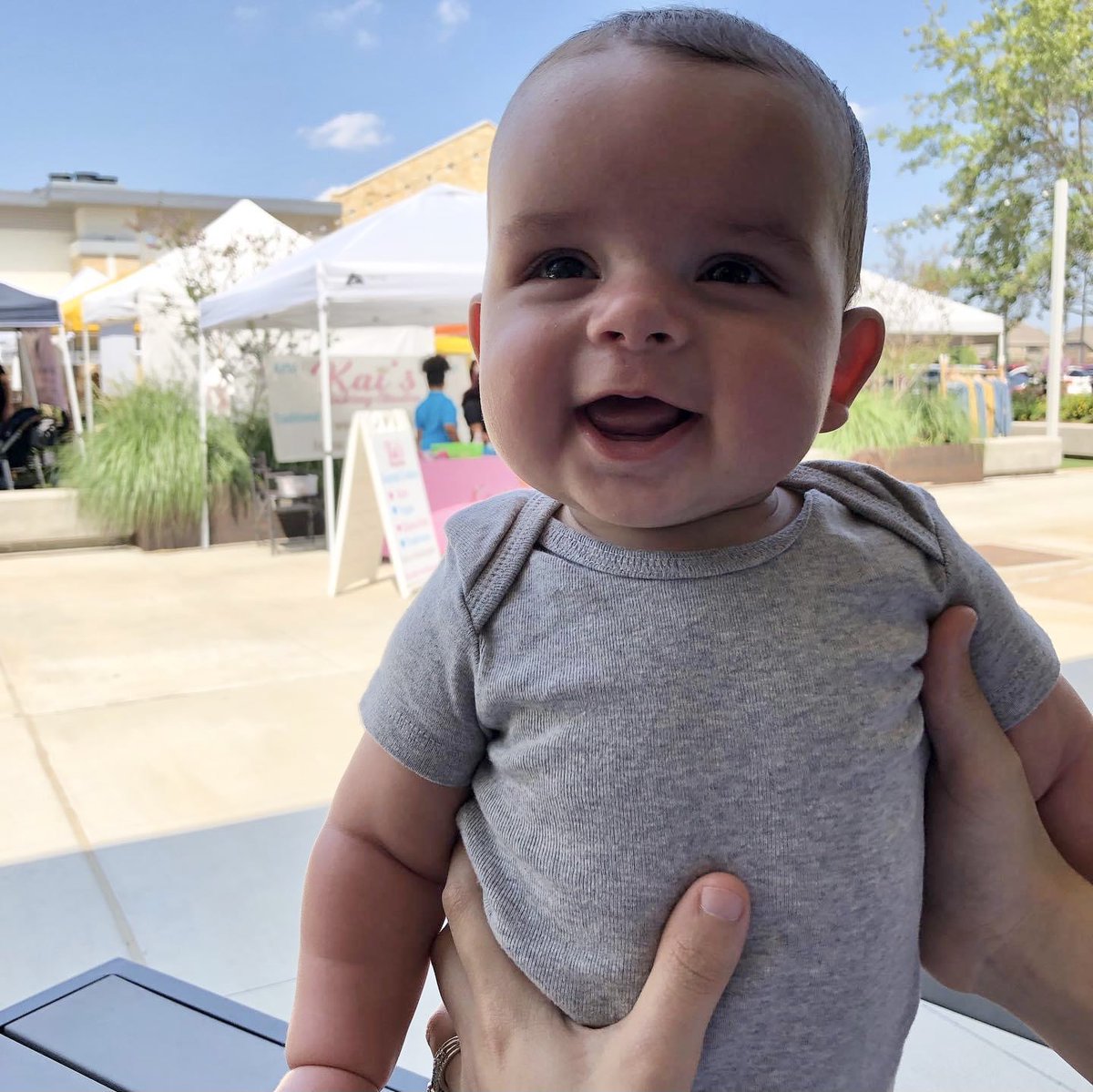 melchamp2018's tweet photo. Hi I just want everyone to know I have the cutest nephew and I love him very much🥰♥️ https://t.co/9E8dLL1Oh0