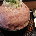 昔話か？!山盛りてんこもりのネギトロ丼!