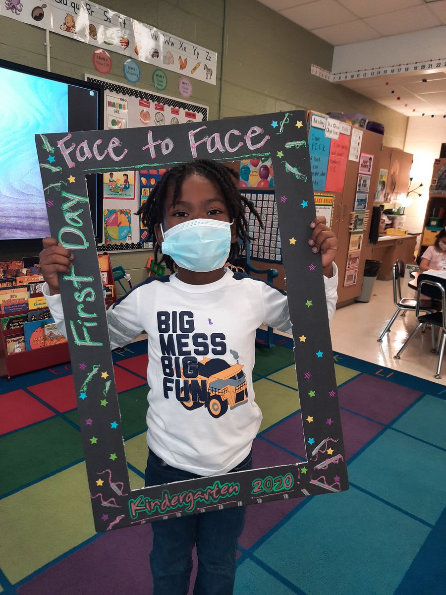 Boni Hall tweet media