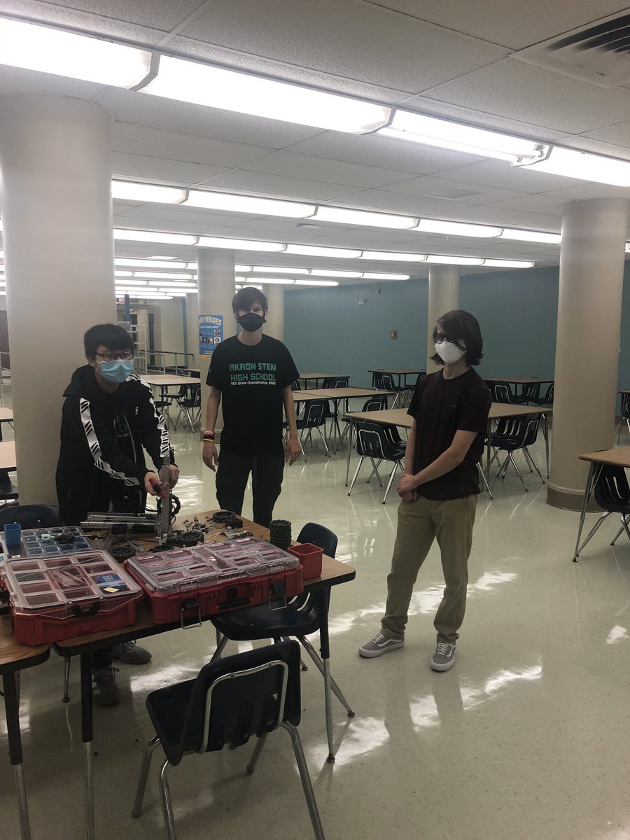 STEMHSRobotics's tweet image. Even though we can’t all be together at once right now it felt good to have some of the fam back together.