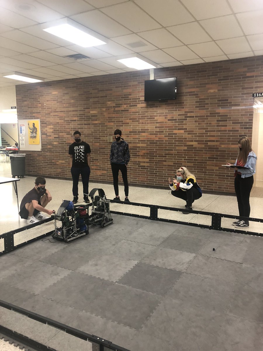 STEMHSRobotics's tweet image. Even though we can’t all be together at once right now it felt good to have some of the fam back together.