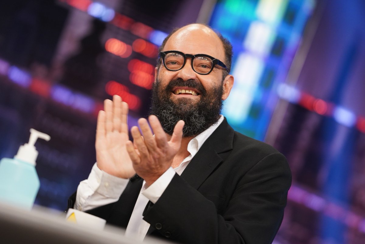 El_Hormiguero's tweet photo. "A fuerza de aburrirte, acabas conociéndote" #IgnatiusEH https://t.co/wiuXTDbbsL