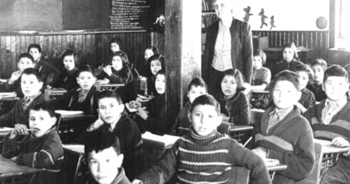 AFN_Updates's tweet photo. Did you know? The AFN developed a guide for educators on teaching the history of #ResidentialSchools.
Find the #AFNToolkit here: https://t.co/cHX7dXTxrN
#ItsOurTime https://t.co/bx49Z1T2Mz