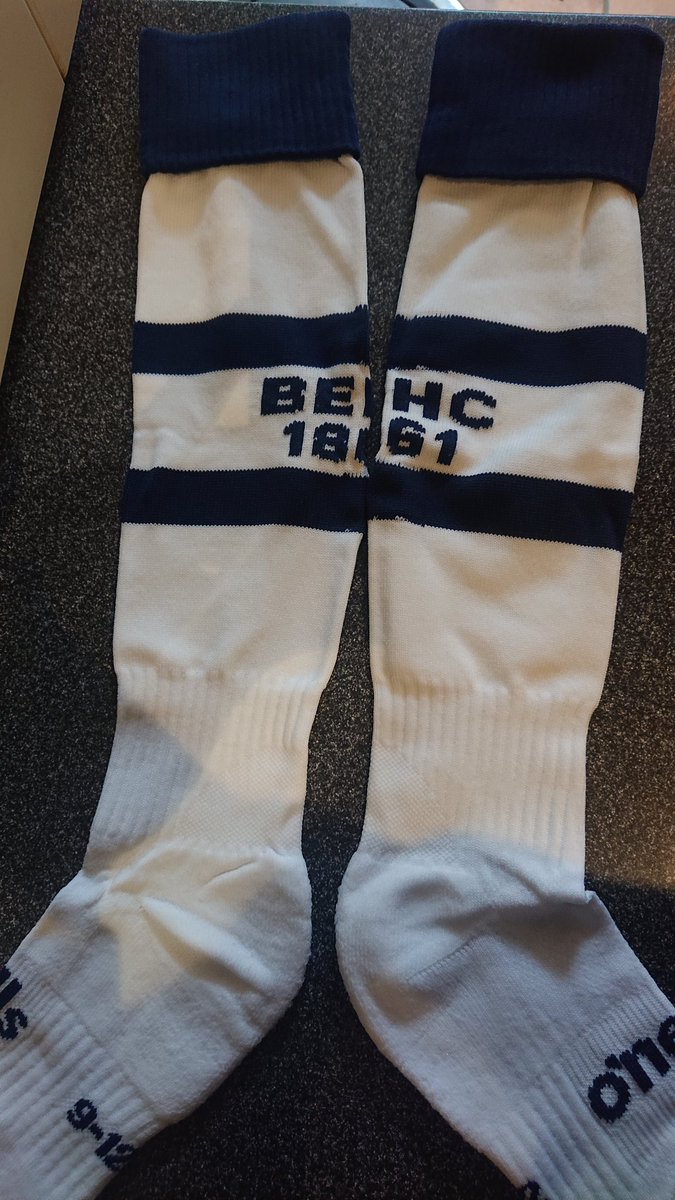 chcgk1's tweet photo. @ONeills1918 we were thinking 3rd time lucky, but now received the 3rd pair of BEHC socks having ordered Basingstoke Hockey Club socks. Can someone please sort this out #gettingsillynow https://t.co/7iCieo2Ako