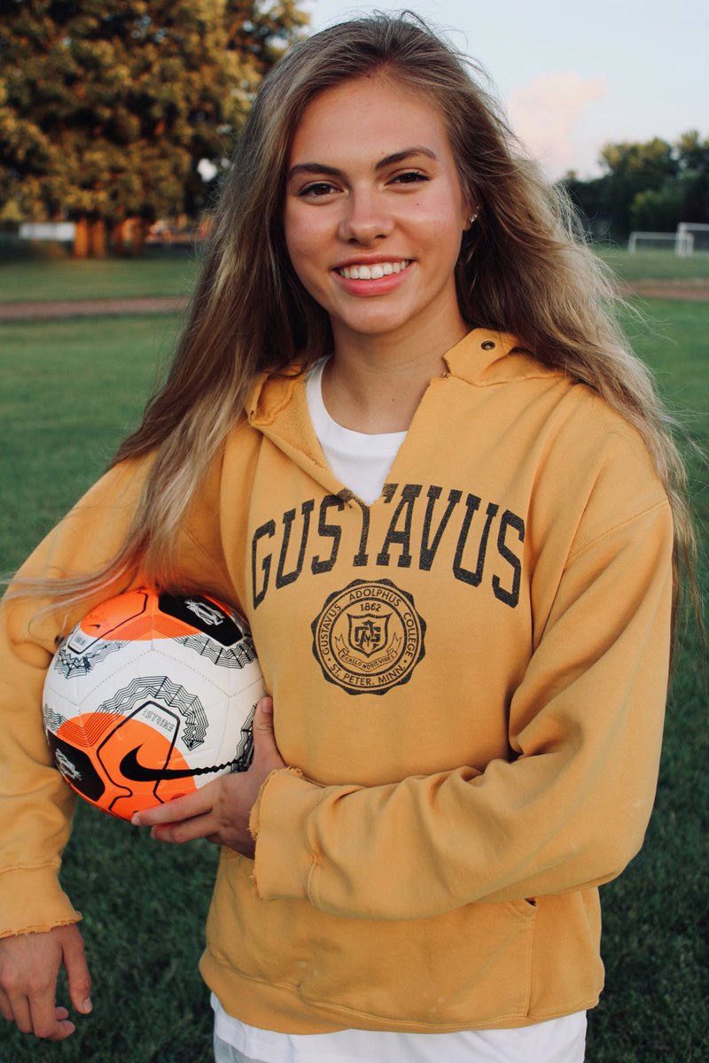 GabbyRod4840's tweet photo. I’m proud to finally announce that I am committing to Gustavus Adolphus College to play soccer and further my education! I’m very excited to take these next steps. Thank you to everyone who has supported me, especially my family, friends, coaches, and teammates. Go Gusties!💛⚽️🖤 https://t.co/5epON4cfy3