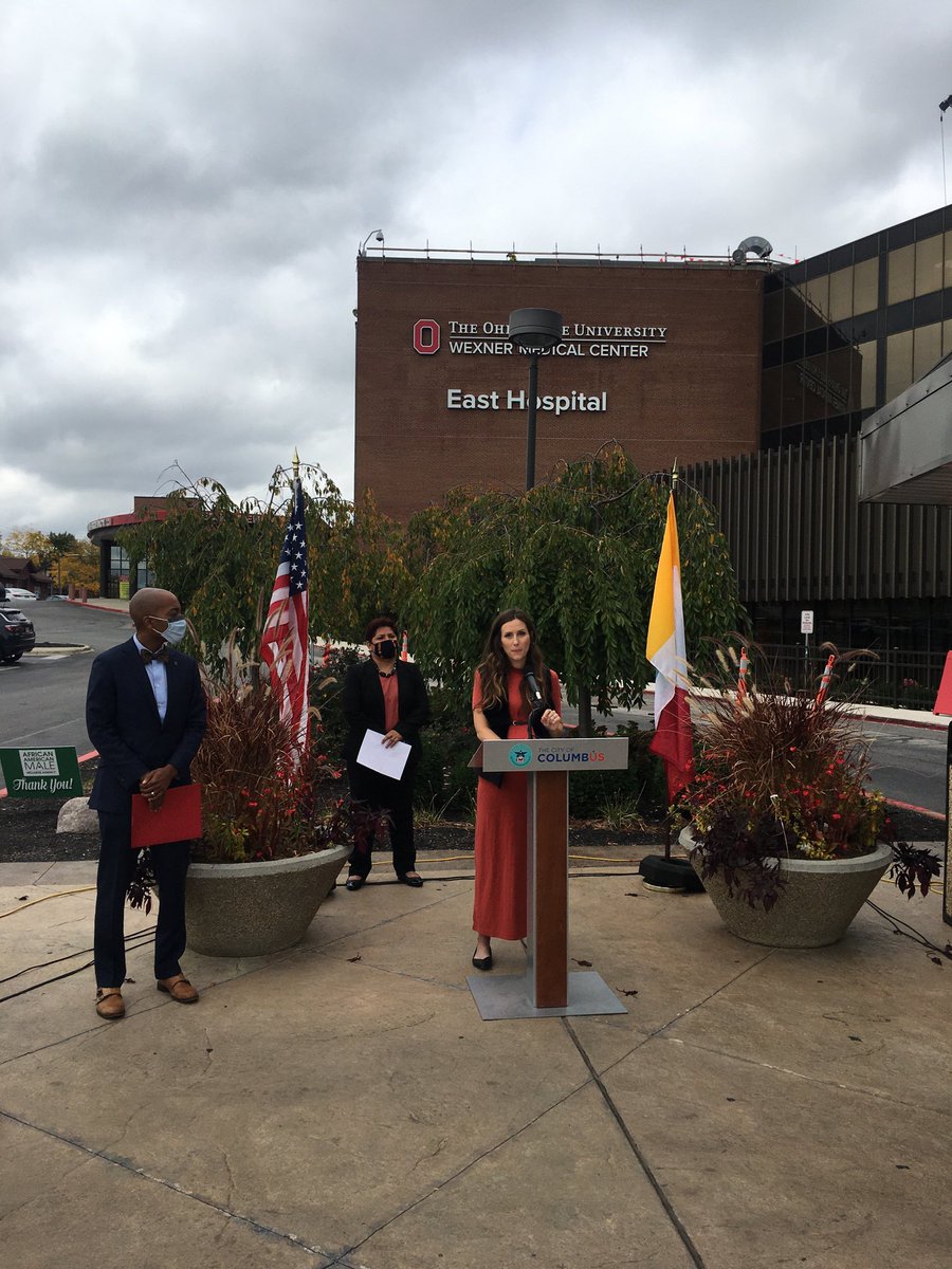 RachelatCSS's tweet image. ⁦”Hispanic residents are testing positive for covid at a four times higher and African American residents at twice the rate of the general public” ⁦@lizforus⁩ asking ⁦⁦@colscss⁩, Our Lady of Guadalupe Ctr, and the Urban League to step up. That’s why we are here.