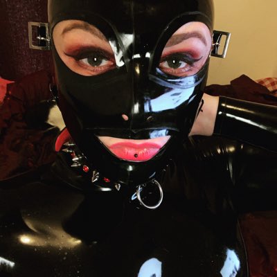 #NewProfilePic https://t.co/NPkC8N1tWh<a href="/tag/newprofilepic"class="tags">#NewProfilePic</a>