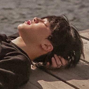 jeonbeverly_'s tweet photo. Happy birthday to our Mochi😘#HappyJiminDay #JIMIN https://t.co/bcAWayS2rK