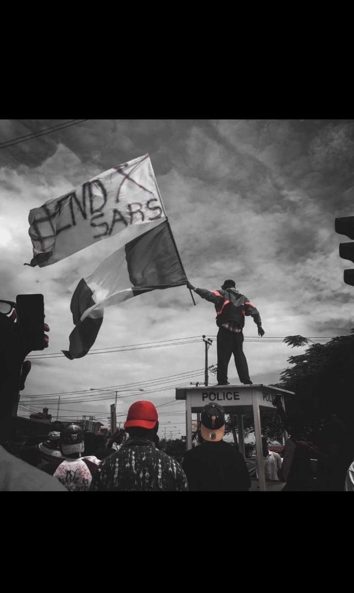 _iykeofficial's tweet photo. The movement ✊✊✊#EndPoliceBrutality #EndPoliceBrutalityinNigeria #EndSARS #EndSarsNow #SarsMustGo https://t.co/3hxWOar5wf