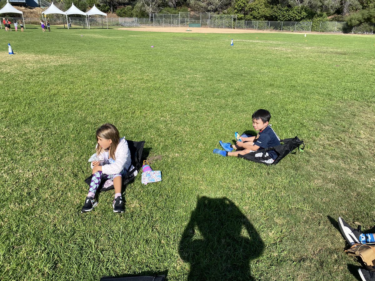 ACatilus's tweet photo. Thank you PTA! We love our new chairs! #DelMarHeights #MrsC https://t.co/UjF9r4CulI