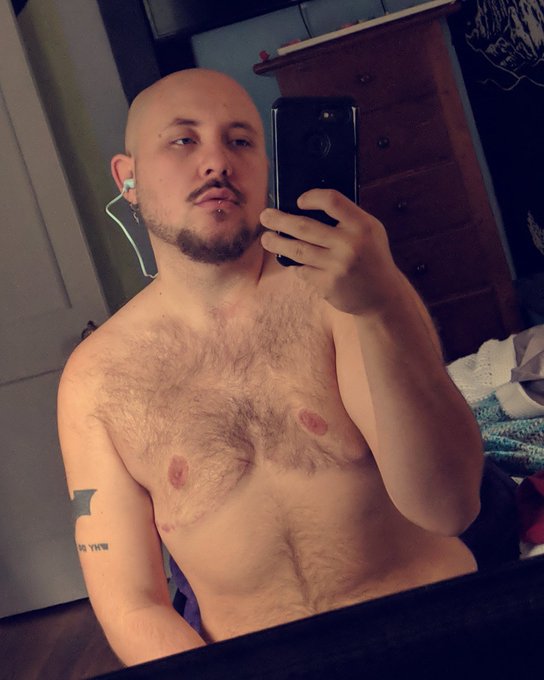 Wishing I had some friends to play with on this rainy day ???
.
.
.
.
#trans #transsexual #ftm #gay #gayotter