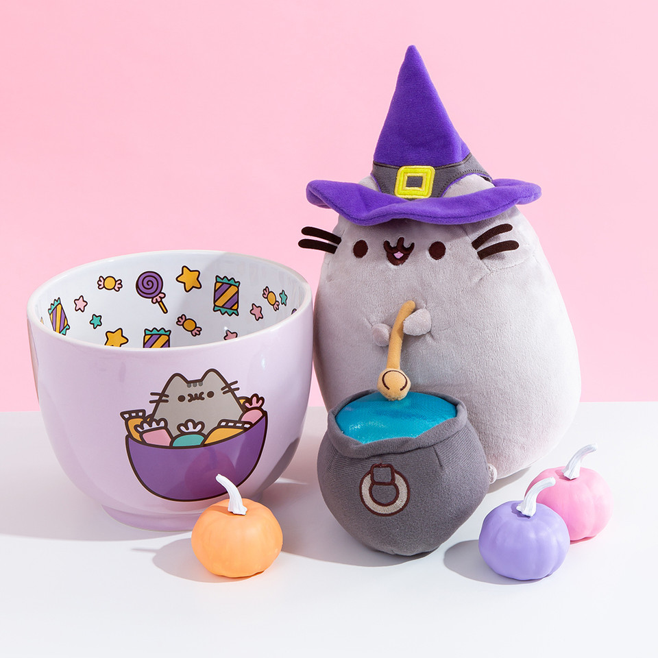 #WitchPusheen is casting a #Halloween spell for extra candy in your bag this year! 🍬 bit.ly/34OL27h