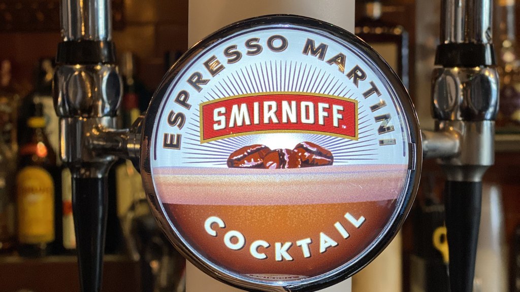 NEW ON THE BAR 🍸 After a very successful trial, we are officially expanding our cocktail selection with <a href="/SmirnoffEurope/">Smirnoff</a> Draught Cocktails #Oxford #happyhour