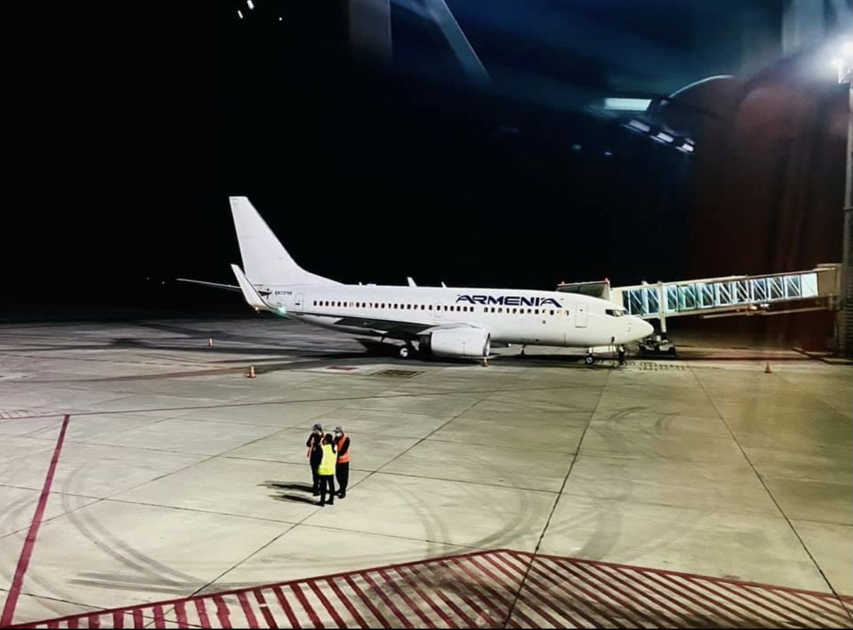 ronzheimer's tweet photo. See you soon, Armenia! Beside the horrible war I can only say this: Amazing, friendly, heartwarming people live here. Let there be peace soon! https://t.co/hFR3cTYmOb