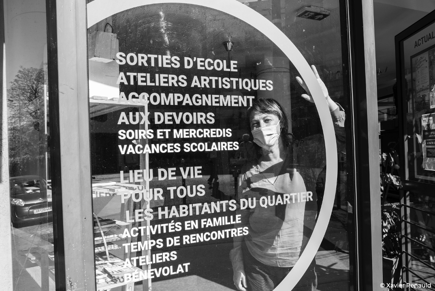 DansTempete's tweet photo. L'association Réseau Môm'artre lutte contre le décrochage social et scolaire, notamment en cette période de crise sans précédent.
Découvrez le témoignage de Chantal Mainguené: https://t.co/So4Q7qQMmO
Un projet réalisé en partenariat avec @AG2RLMbranches 
#culturebranches https://t.co/rc457wvLOr