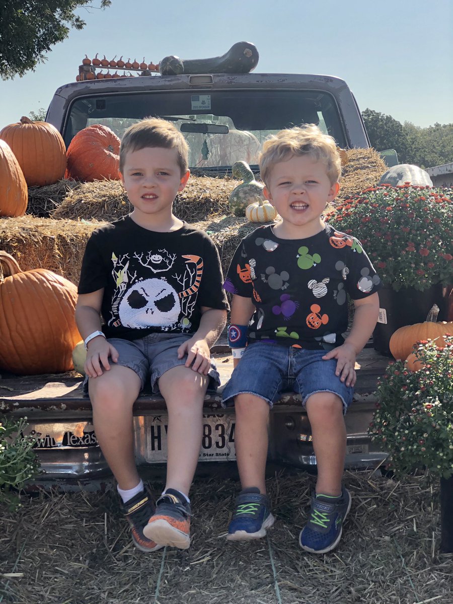 MWoodward2nd's tweet photo. These two crazies get me going every morning at 5:45, even on the weekends, and they bring me the most joy. #CICfun #twoscavengerhuntitemsinone https://t.co/ndsEQOdehv
