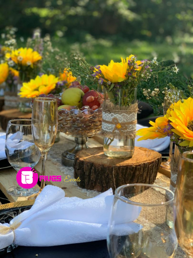 BfivesEvents's tweet photo. About last Saturday; Picnic Themed Birthday.
Here is the @BfivesEvents Setup and CAKE.
Location: Botanical Gardens, Entebbe.

How would you like your Birthday setup?, 

Call/WhatsApp us for inquiries: +256704083391

#WeRedefineEvents https://t.co/gOVQSyiYNa