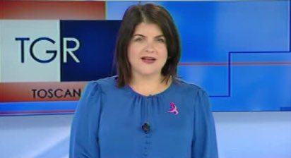 TgrRaiToscana's tweet photo. Le giornaliste e i giornalisti della @TgrRai Toscana oggi in onda con un fiocco rosa per sensibilizzare sulla prevenzione contro il tumore al seno, che ogni anno fa registrare 53mila nuovi casi in Italia. La prevenzione salva la vita #ribbonrosa #prevenzione @USIGRai @komenitalia https://t.co/3F9rfwizFQ