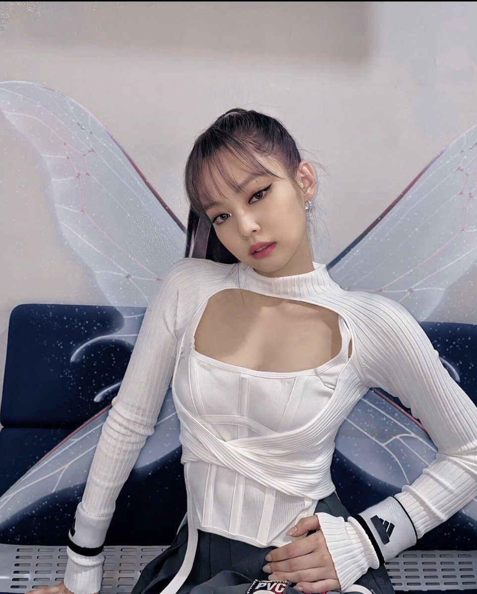 ִֶָ (@jnkf0lder) on Twitter photo 