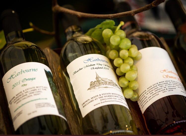 Lovely day of grape picking today at Harbourne Vineyard. Can’t wait to taste the fruits of my labour. #englishwine <a href="/Harbournewine/">Harbourne Vineyard</a>