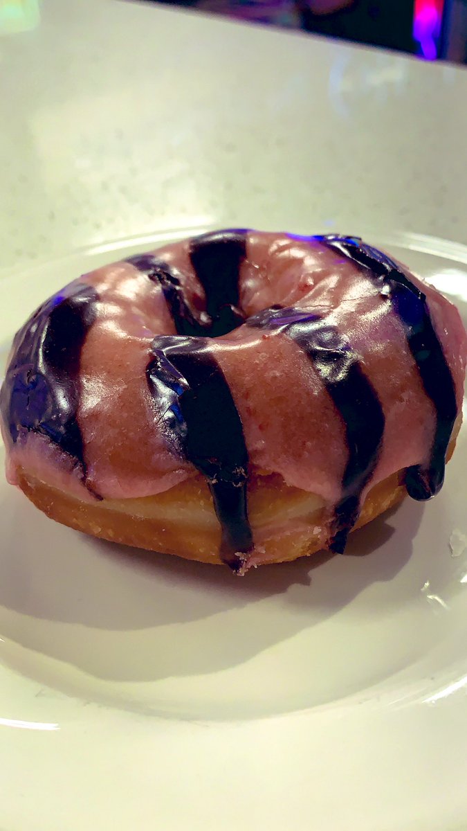 LetsDrinkWater's tweet image. Here’s a #Doughnut from the #Ohkay 🦅 #Casino to add another sweet smile to your day!